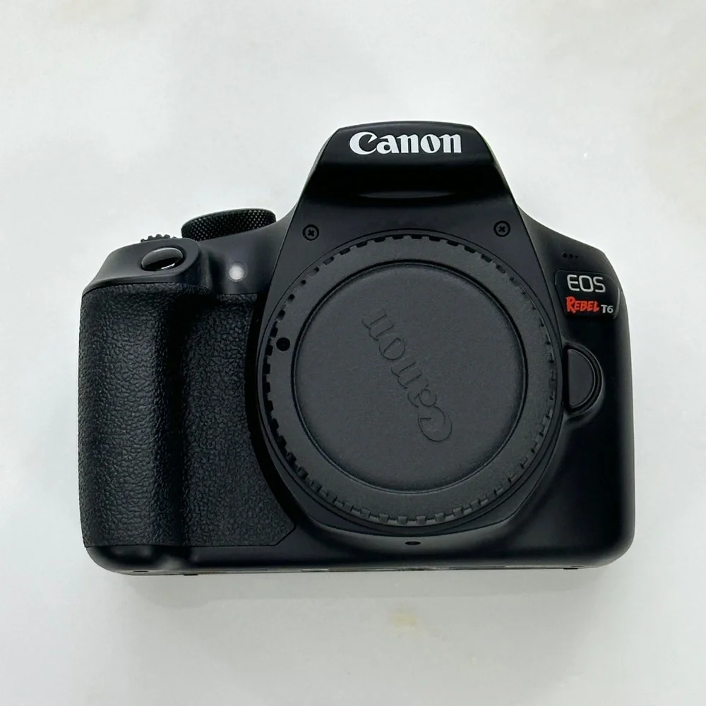 Canon EOS Rebel T6 + Bundle Kit - *MINT CONDITION* - SHUTTER COUNT ONLY 6,873!!!
